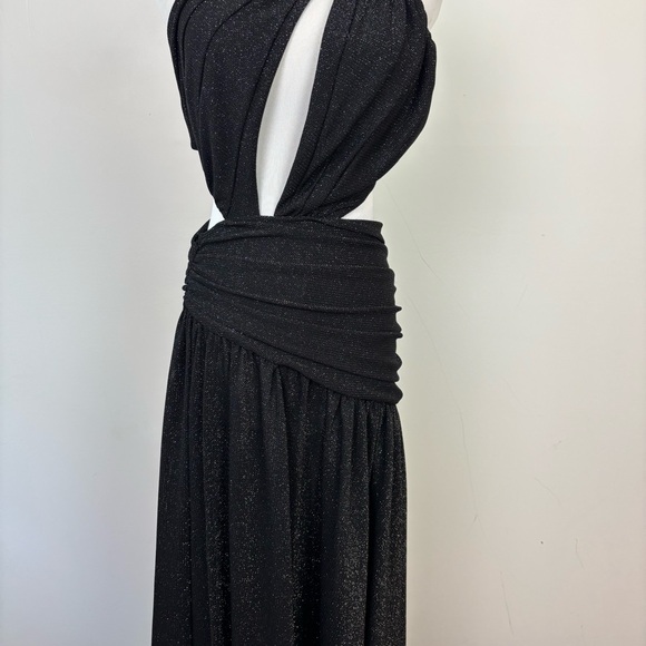 Michael Costello Revolve Fairleigh Gown Black Cutout Metallic Thread Size Small - Picture 4 of 11